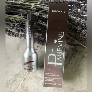 NIB PAGEVINE | Brow-fection Angled Brush and Dip in Chocolate